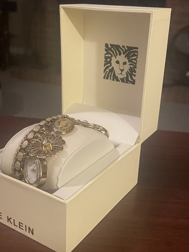 Anne klein gold - klein, charm